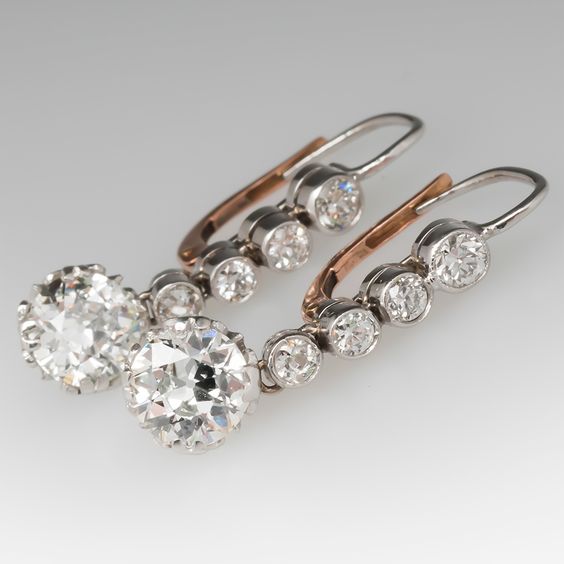 Vintage Dangling Rounded Zirconia Earrings