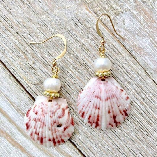 Vintage Shell Pearl Earrings