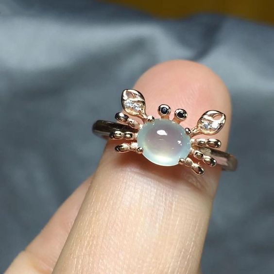 Vintage Blue Moonstone Crab Ring