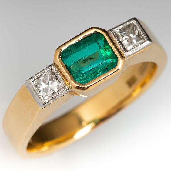 Vintage Turquoise Inlaid Glass Gold Ring