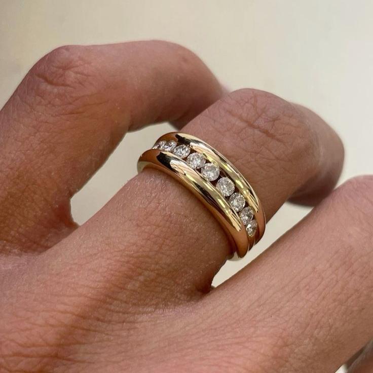 Vintage Gold Inlaid Zirconia Ring