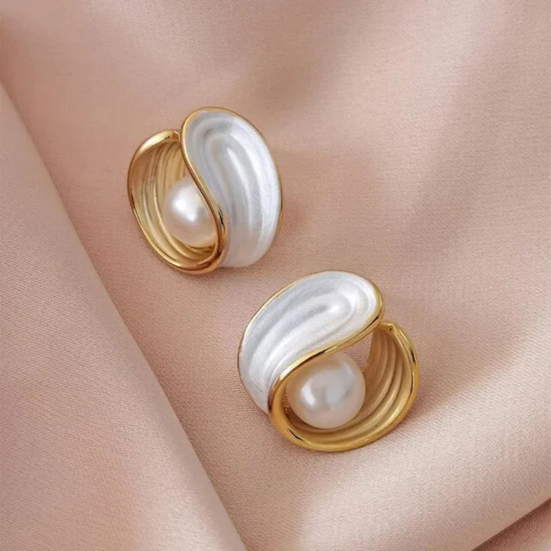 Elegant Luxury White Pearl Earrings