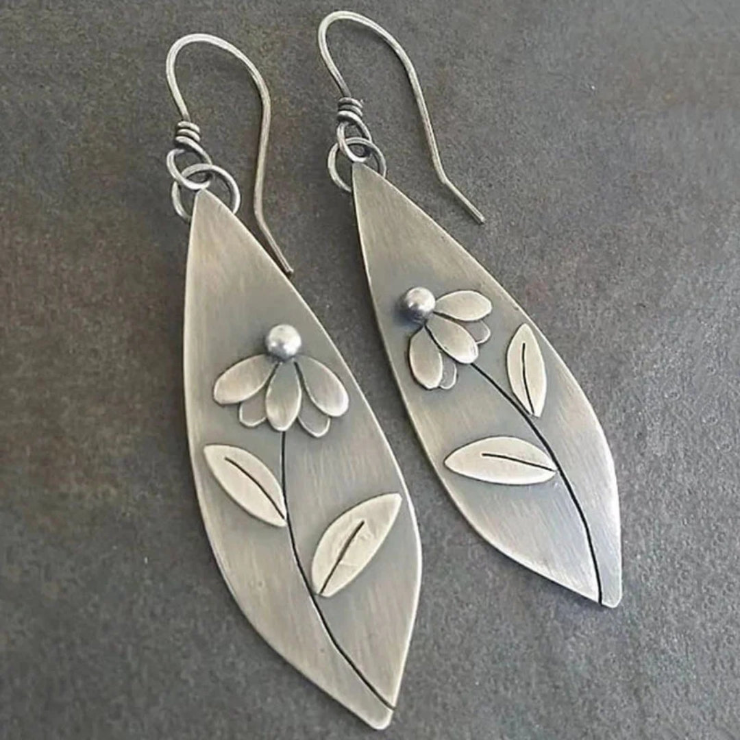 Vintage Silver Plated Flower Earrings