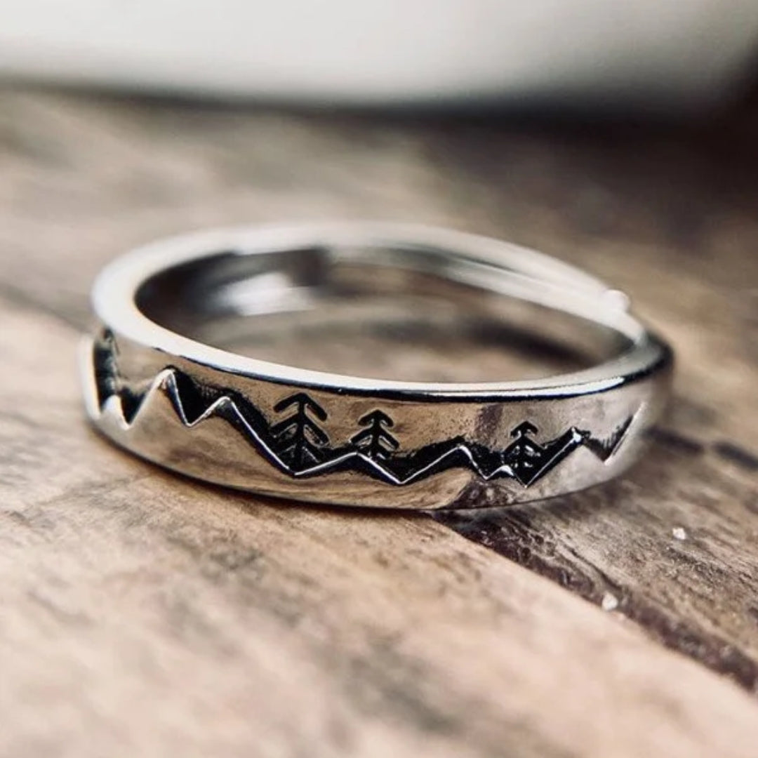 Vintage Silver Mountain Ring