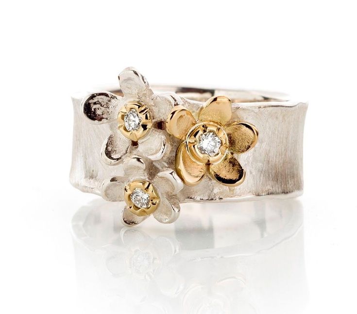 Vintage Silver Gold Daisy Ring