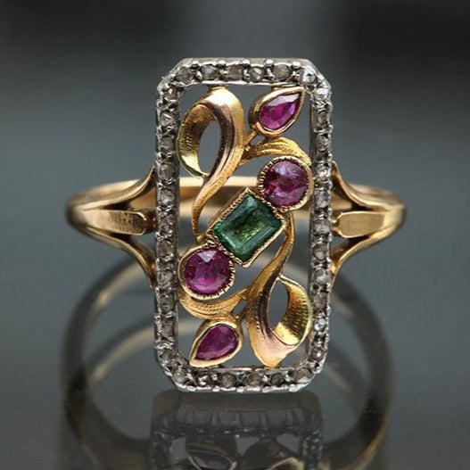 Vintage Garnet & Green Stones Gold Ring