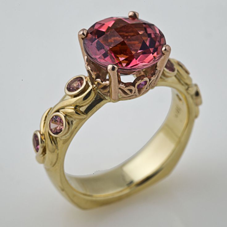 Vintage Red Zirconia Gold Ring