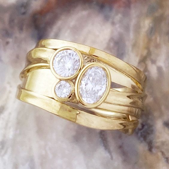 Vintage Oval White Glass Gold Ring