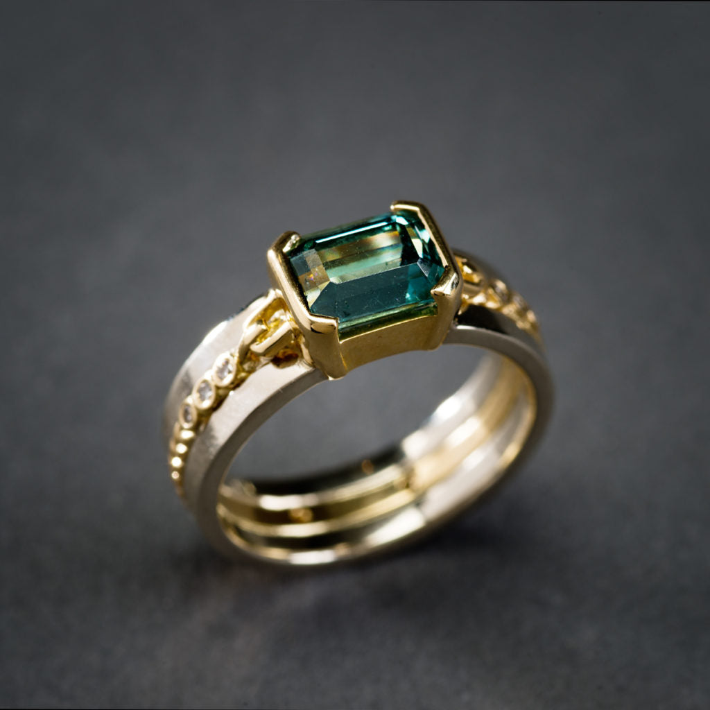 Vintage Green Inlaid Braided Zirconia Ring