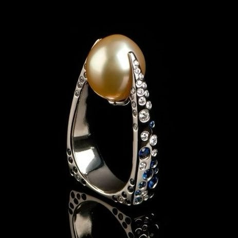 Vintage Gold Pearl Ring