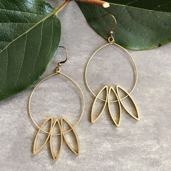 Vintage Dangling Gold Plated Earrings