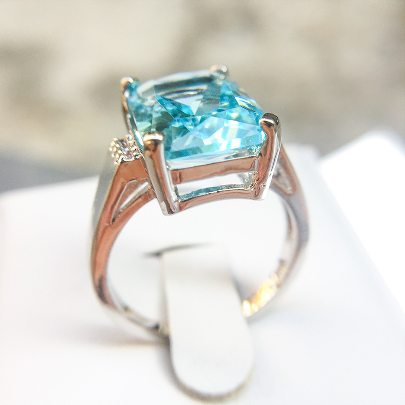 Vintage Inlaid Blue Glass Ring