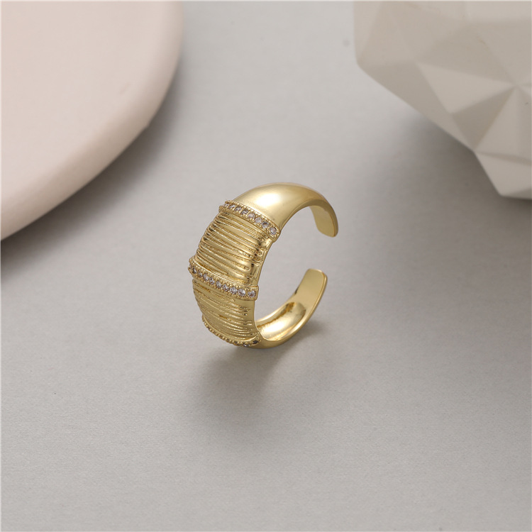 Vintage Golden Zirconia Open Ring