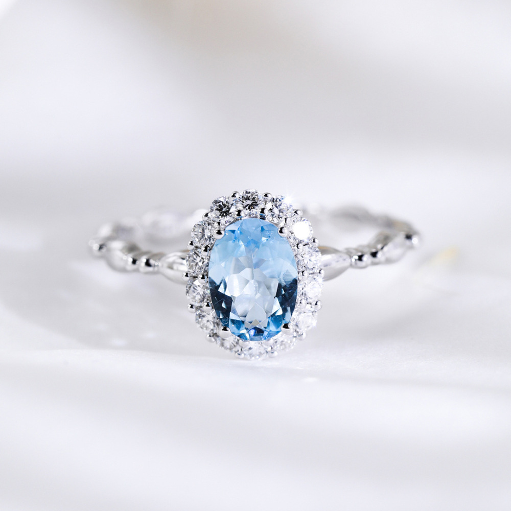 Vintage Blue Round Zirconia Silver Ring