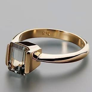 Vintage Inlaid Cubic Glass Gold Ring