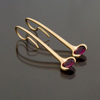 Vintage Golden Inlaid Red Glass Earrings