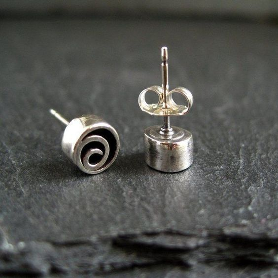 Vintage Stud Spiral Silver Earrings