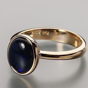 Vintage Dark Glass Golden Ring