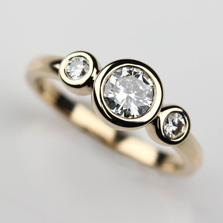 Vintage Triple Glass Gold Ring