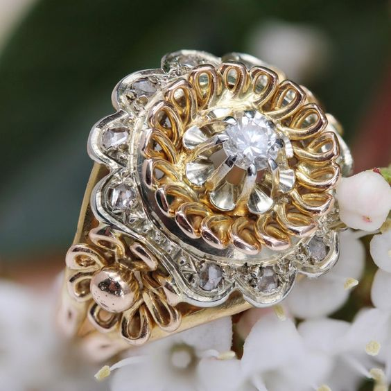 Vintage Crystal Flower Gold & Silver Ring