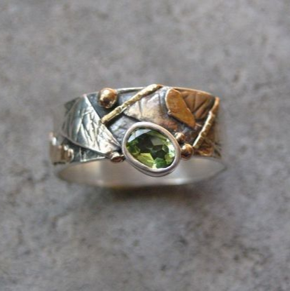 Vintage Olive Inlaid Crystal Ring