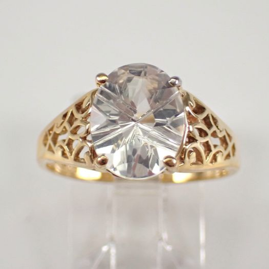 Vintage Hollow Zirconia Golden Ring