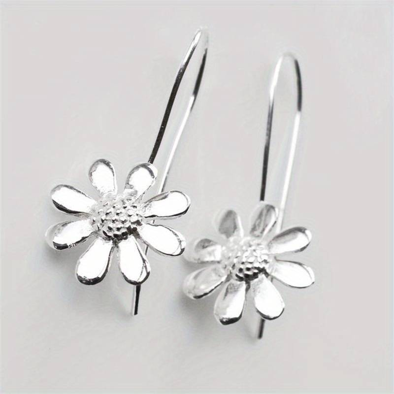 Vintage Flower Silvered Earrings