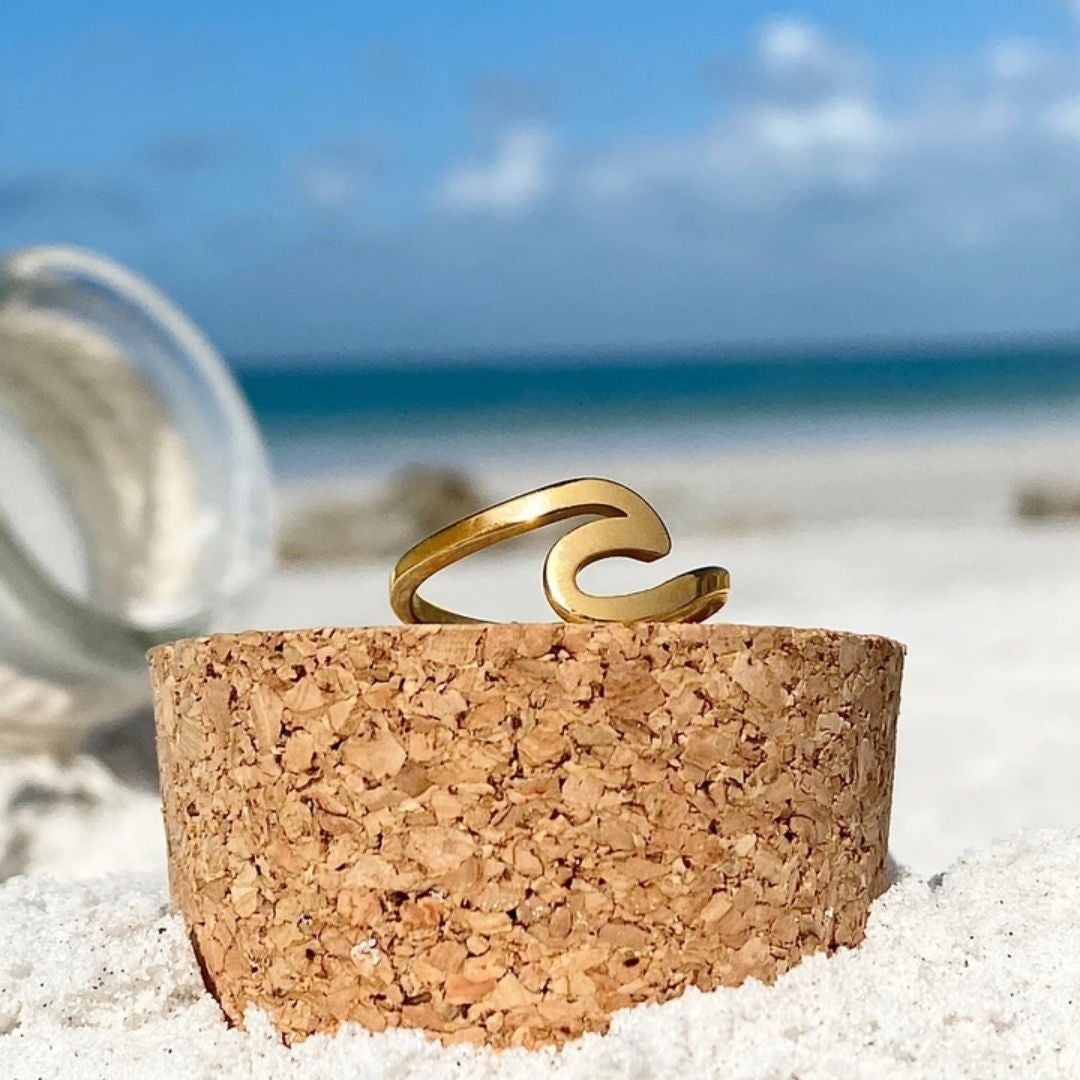 Gold Sea Wave Ring