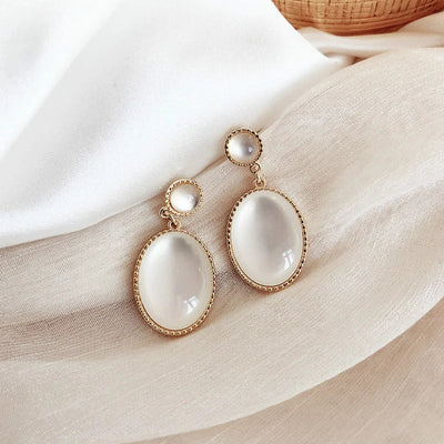 Moonstone Earrings in Gold