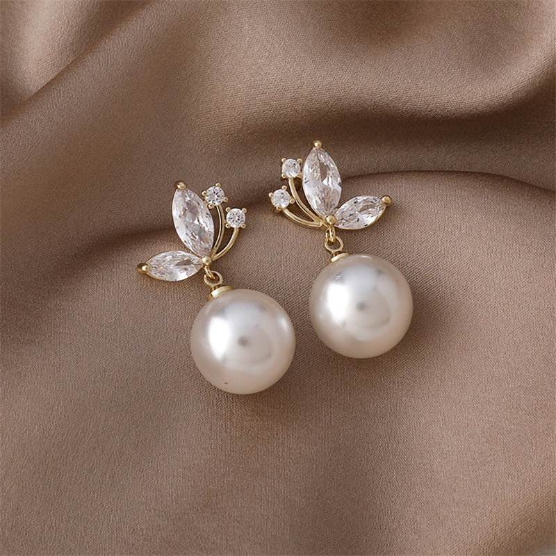 Exotic Pearl Earrings with Crystals