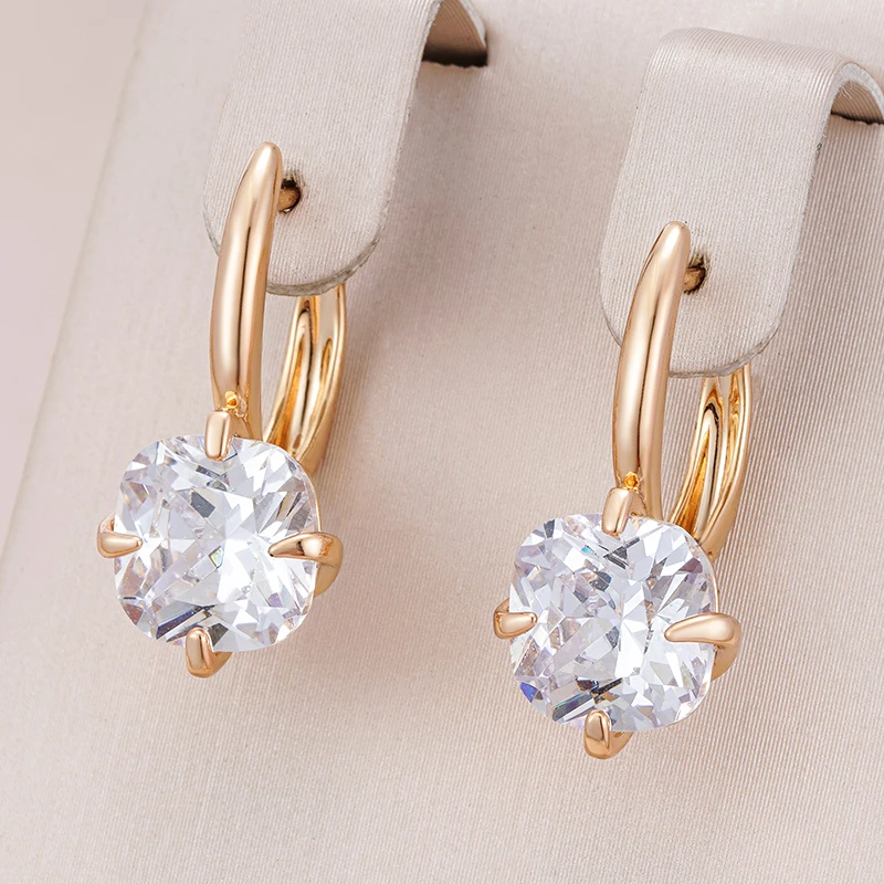 Pure Elegance Earrings with Zirconium in Gold