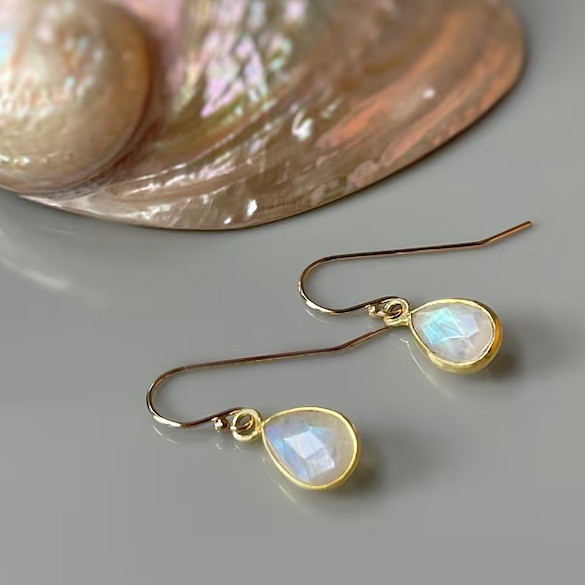 Vintage Moonstone Golden Earrings