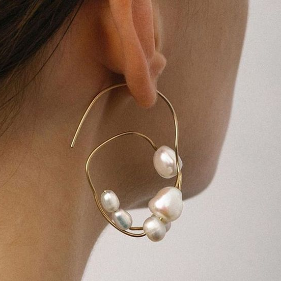 Vintage Irregular Pearls Golden Earrings