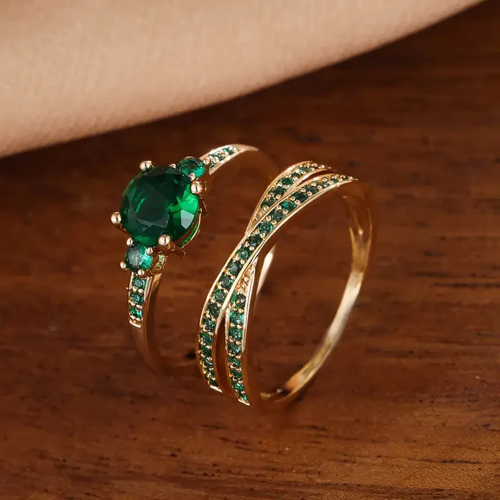 Elegant Green Inlaid Zirconia Golden Ring Set