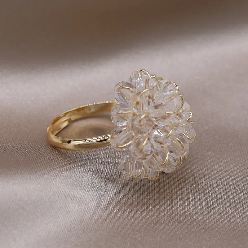 Elegant White Crystal Daisy Ring