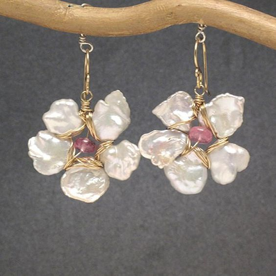 Vintage White Flower Earrings