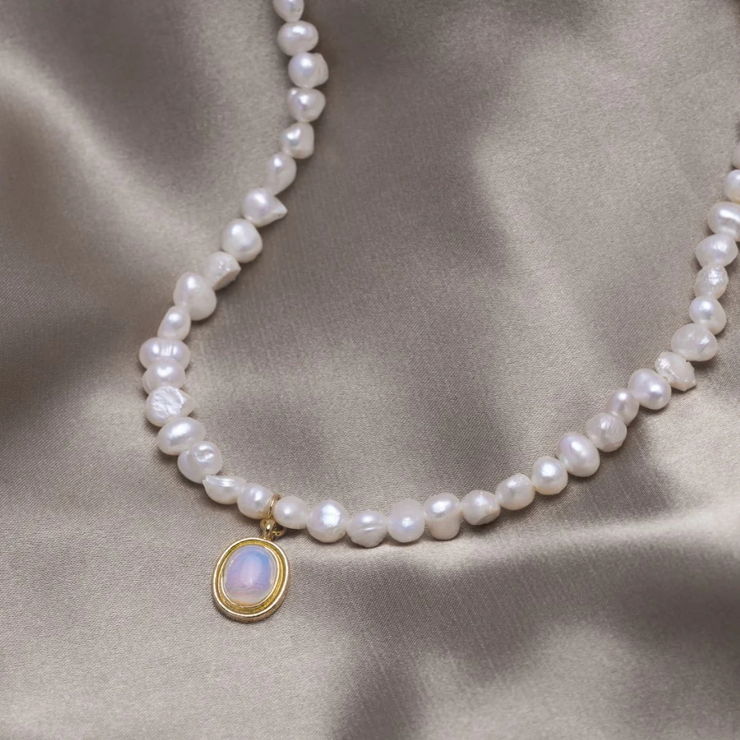 Gold Moonstone Pearl Necklace